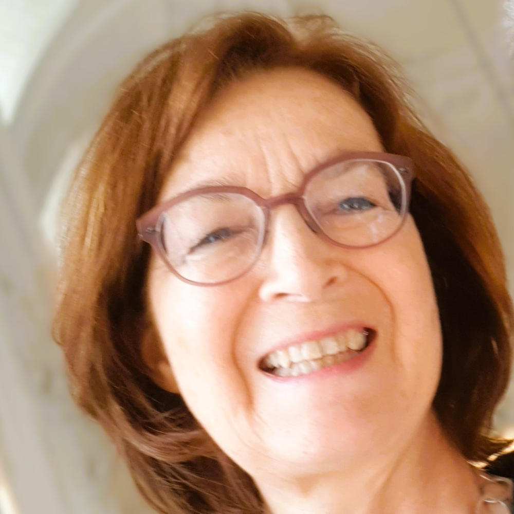 Dr Beate Gebhardt