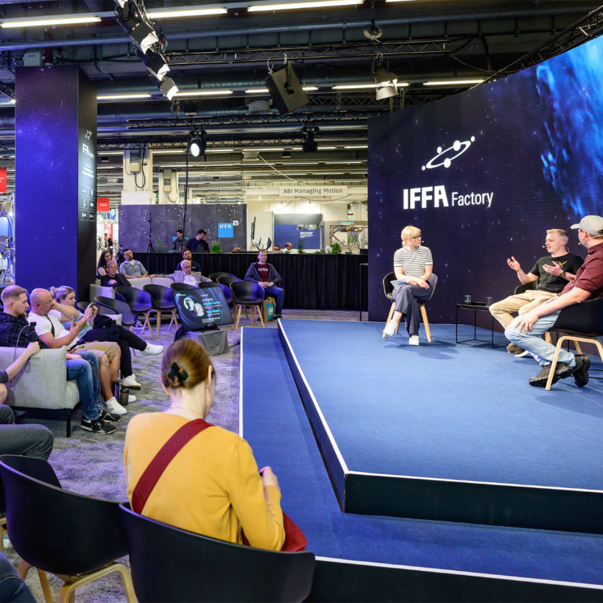 Fleischer-Fluencer auf der Factory Bühne / Butcher Influencer o